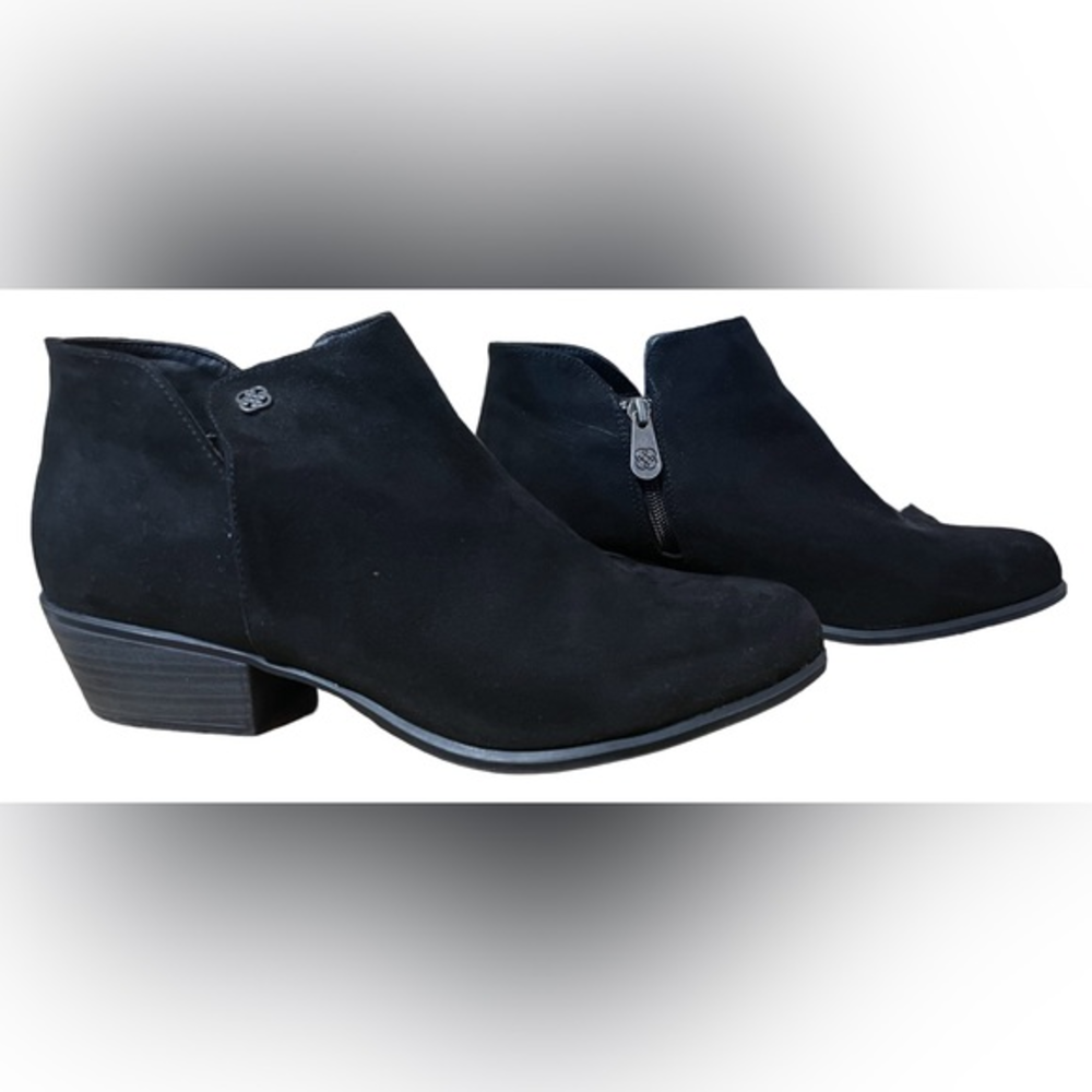 Daisy Fuentes Black Faux Suede‎ Zip Up Ankle Bootie Size 10 Wide